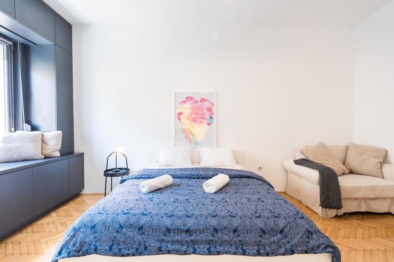Bright Studio With Parliament View, Free Parking Βουδαπέστη Εξωτερικό φωτογραφία