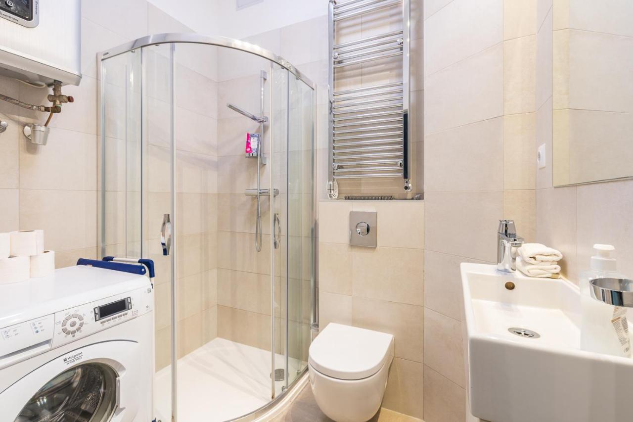 Bright Studio With Parliament View, Free Parking Βουδαπέστη Εξωτερικό φωτογραφία