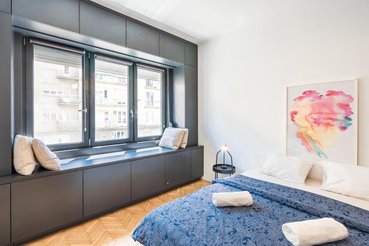 Bright Studio With Parliament View, Free Parking Βουδαπέστη Εξωτερικό φωτογραφία